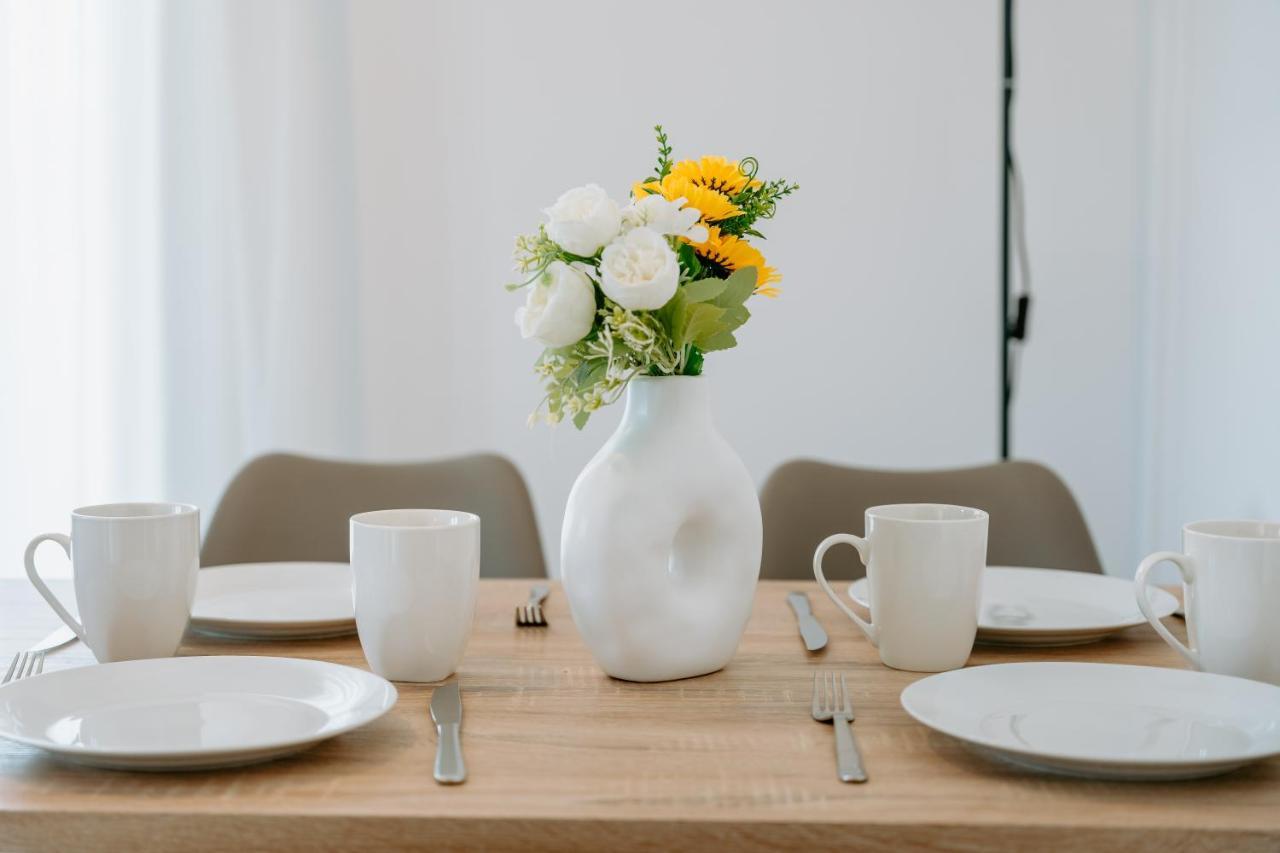 Apartments Christina Пердика Екстериор снимка
